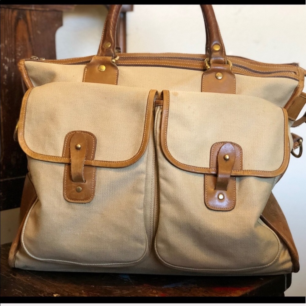 Marley Hodgson number 32 Ghurka bag. Trekker